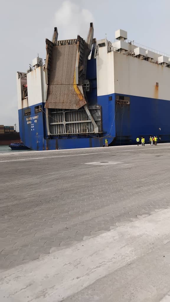 Port side equipment project